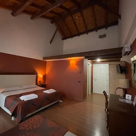 Hotel Cascina Marisa Opera