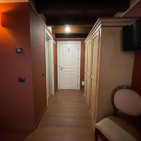 Cascina Marisa Hotel Opera