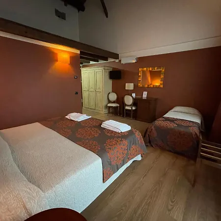 Cascina Marisa Hotel 3*