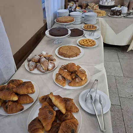 Szálloda Cascina Marisa 3*