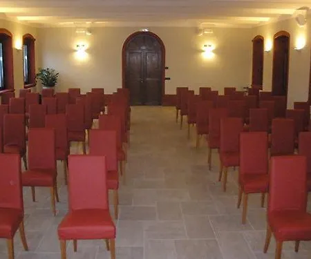 Cascina Marisa Szálloda 3*