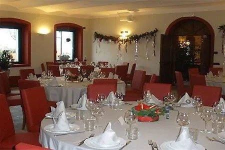 Hotel Cascina Marisa Opera
