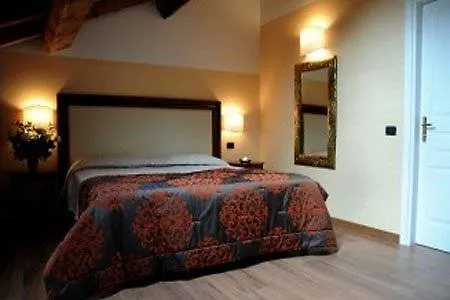 Hotel Cascina Marisa 3*