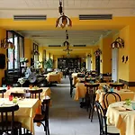 Hotel Cascina Marisa 3*
